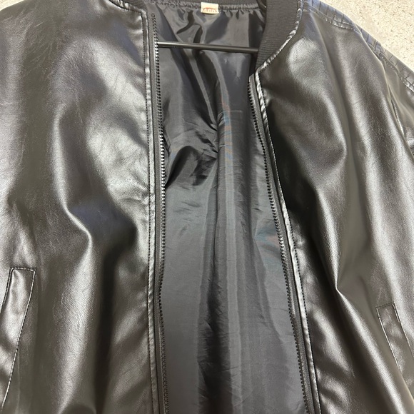 Coat - Picture 2 of 4